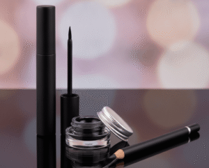 راهنمای خرید خط چشم؛ انتخاب بهترین انواع خط چشم (مویی، ماژیکی و ژله‌ای)